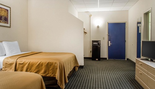 Standard Room, 2 Queen Beds, Non Smoking