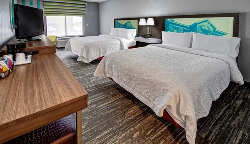 Room, 2 Queen Beds, Accessible, Non Smoking