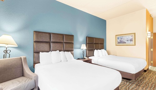 Standard Room, 2 Queen Beds, Accessible, Non Smoking