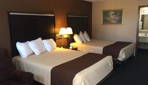 Room, 2 Queen Beds, Non Smoking