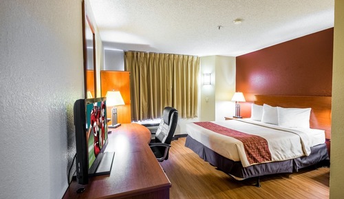 Standard Room, 1 Queen Bed