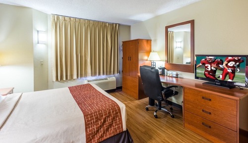 Standard Room, 1 Queen Bed