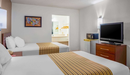 Standard Double Room, 2 Double Beds, Non Smoking