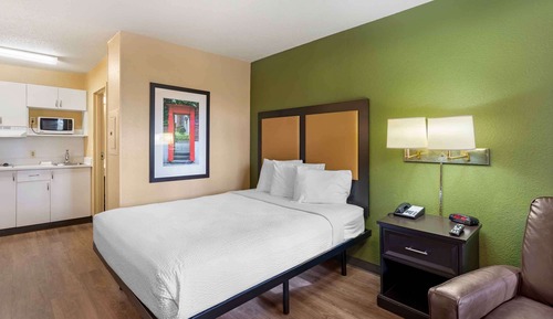 Studio, 1 Queen Bed, Accessible, Non Smoking