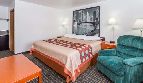 Suite, 1 King Bed, Non Smoking