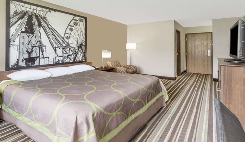 Room, 1 King Bed, Accessible, Non Smoking (Mobility)