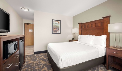 Room, 1 Queen Bed, Non Smoking