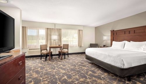Suite, 1 King Bed, Non Smoking