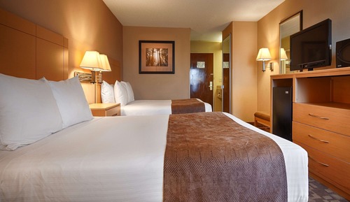 Standard Room, 2 Queen Beds, Non Smoking, Refrigerator & Microwave