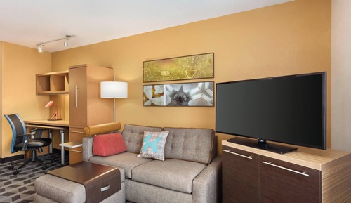 Studio, 1 Queen Bed with Sofa bed (Mobility Accessible, Tub)