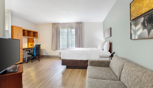 Standard Room, 1 Queen Bed, Non Smoking