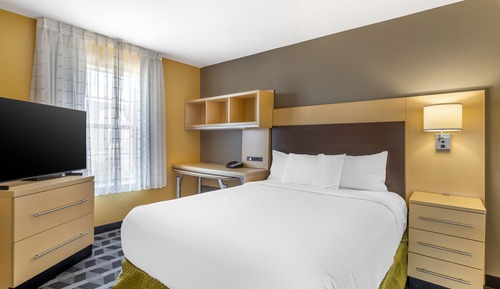 Suite, 1 Queen Bed, Non Smoking