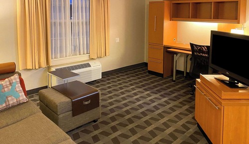 Suite, 1 Queen Bedroom, Non Smoking