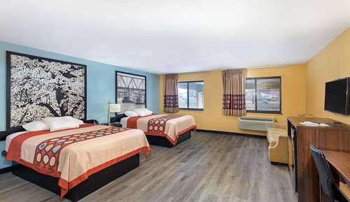 Suite, 2 Queen Beds, Non Smoking, Refrigerator & Microwave