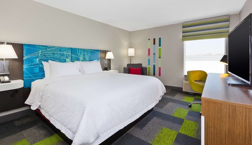 One king bed ns