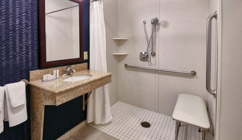 Room, 2 Double Beds, Non Smoking (Mobility/Hearing Access, Roll-In Shwr)