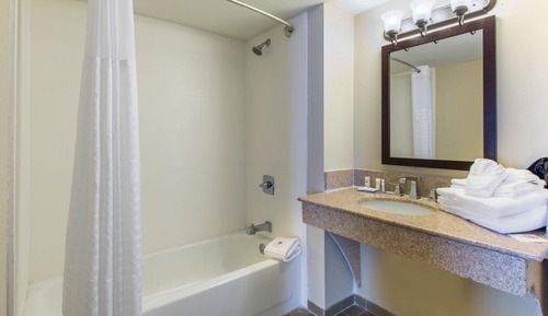 Suite, 1 King Bed, Non Smoking