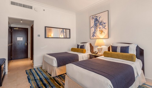 Superior Twin Room Partial sea view
