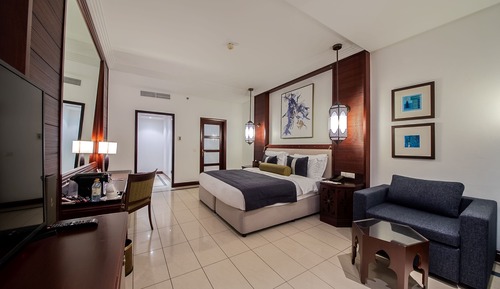 Signature Room, 1 King Bed, Sea View (Deluxe)