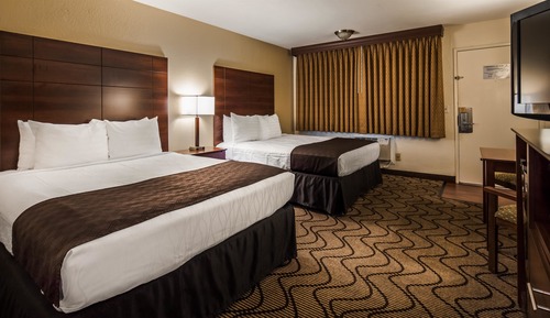 Suite, Multiple Beds, Non Smoking, Refrigerator & Microwave