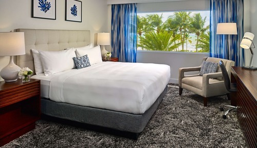 Deluxe Room, 1 King Bed, Ocean View (Deluxe Ocean King)