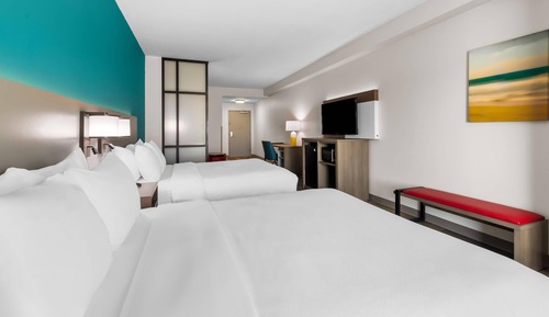 Suite, 2 Queen Beds, Non Smoking