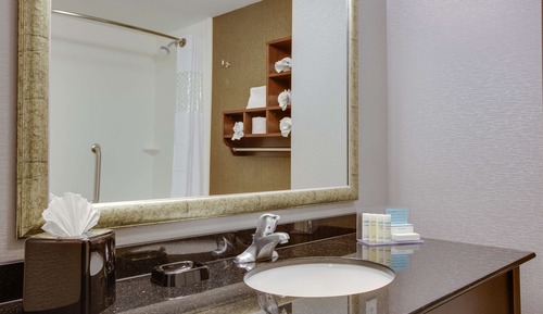 Room, 2 Queen Beds, Accessible, Non Smoking