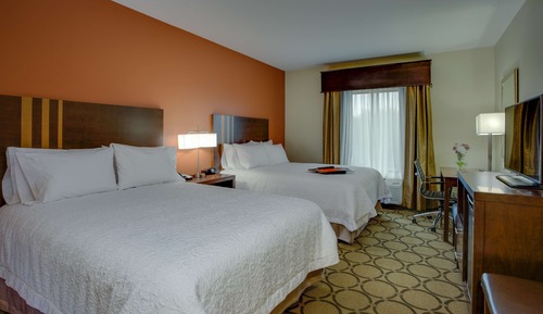 Room, 2 Queen Beds, Refrigerator & Microwave