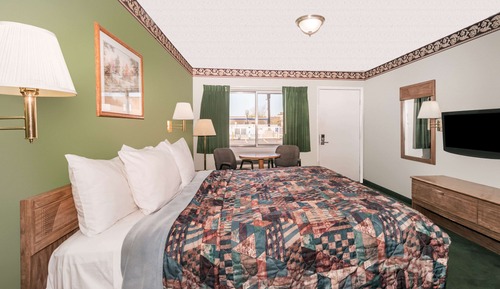 Executive Room, 1 King Bed, Non Smoking
