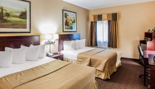 Standard Room, 2 Queen Beds, Non Smoking