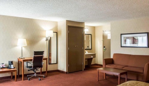 Suite, 1 King Bed with Sofa bed, Non Smoking (1 Person Sofa Bed)