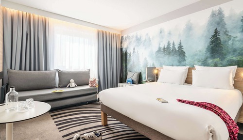 Superior Room, 1 Queen Bed with Sofa bed, Non Smoking