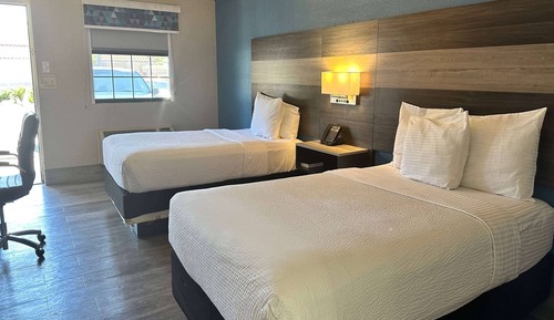 Room, 2 Double Beds, Non Smoking