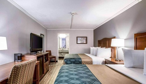 Room, 2 Queen Beds, Non Smoking