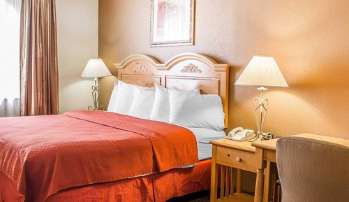 Standard Room, 1 King Bed, Non Smoking