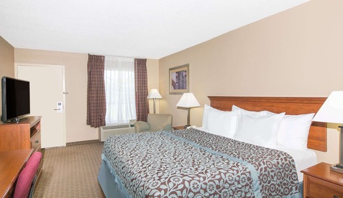 Standard Room, 1 King Bed