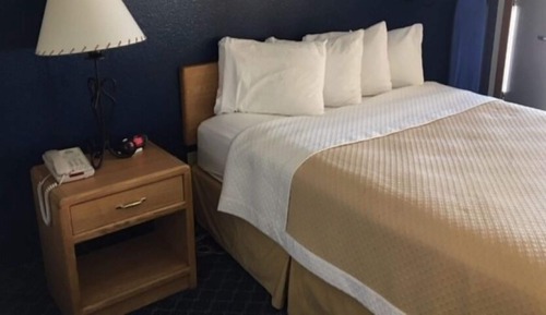 Room, 1 Queen Bed, Non Smoking