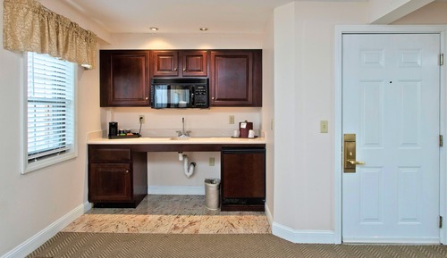 Junior Residential Deluxe