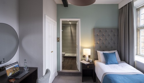 Deluxe Single Room