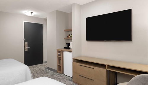 Room, 2 Queen Beds, Non Smoking
