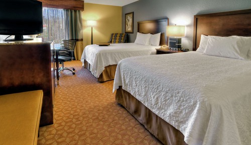 Room, 2 Queen Beds, Accessible, Non Smoking