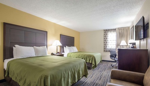 Standard Room, 2 Queen Beds, Non Smoking