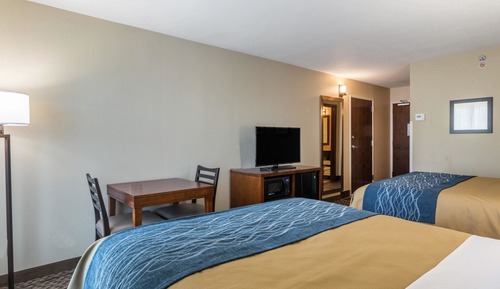 Standard Room, 2 Queen Beds, Non Smoking