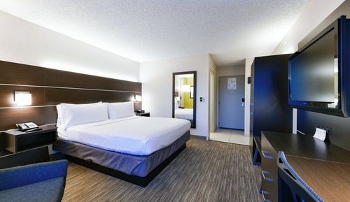 Standard Room, 1 King Bed, Mobility Accessible, Non Smoking (Communications, Mobility)