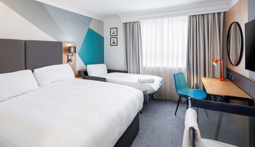 Standard Room, 1 King Bed