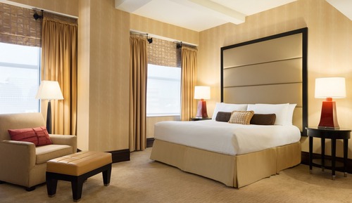 Deluxe Room, 1 King Bed