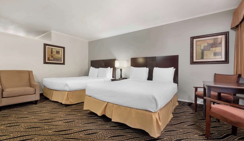 Standard Room, 2 Queen Beds, Smoking