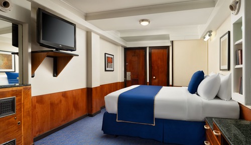 Room, 1 King Bed, Accessible (Inside Stateroom)
