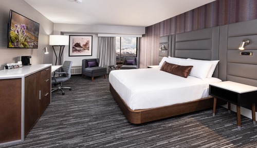 Birch Tower Room, 1 King Bed, Mountain View