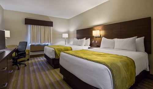 Standard Room, 2 Queen Beds, Non Smoking, Microwave